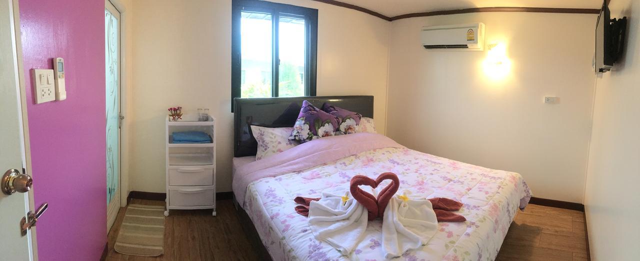 Hotel 4 Seasons Mini House Nakhon Si Thammarat Exterior foto