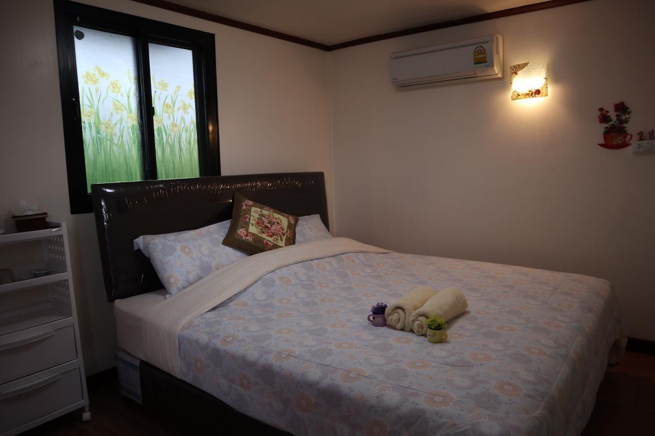 Hotel 4 Seasons Mini House Nakhon Si Thammarat Exterior foto